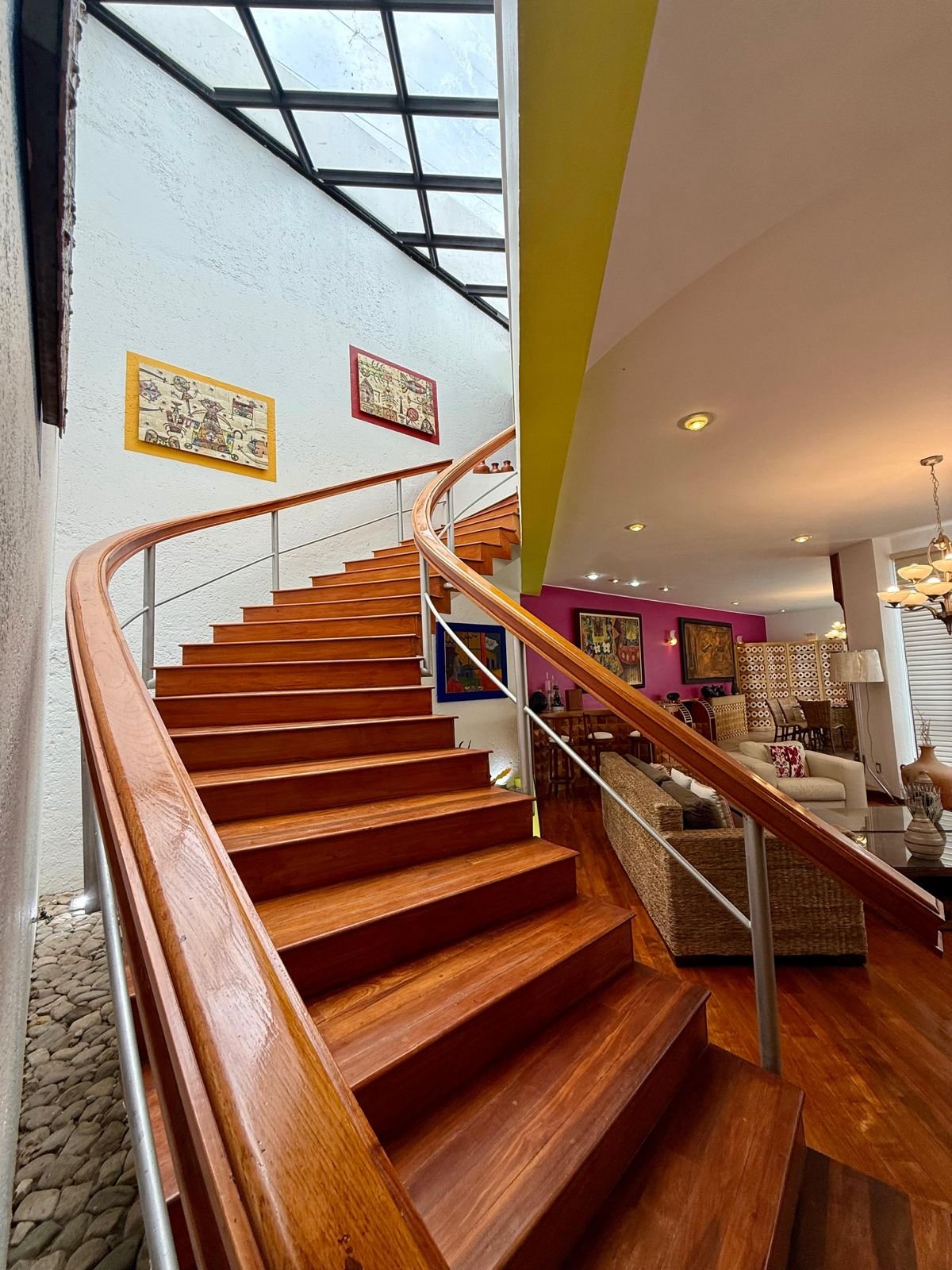 RESIDENCE IN PUENTE DE PIEDRA