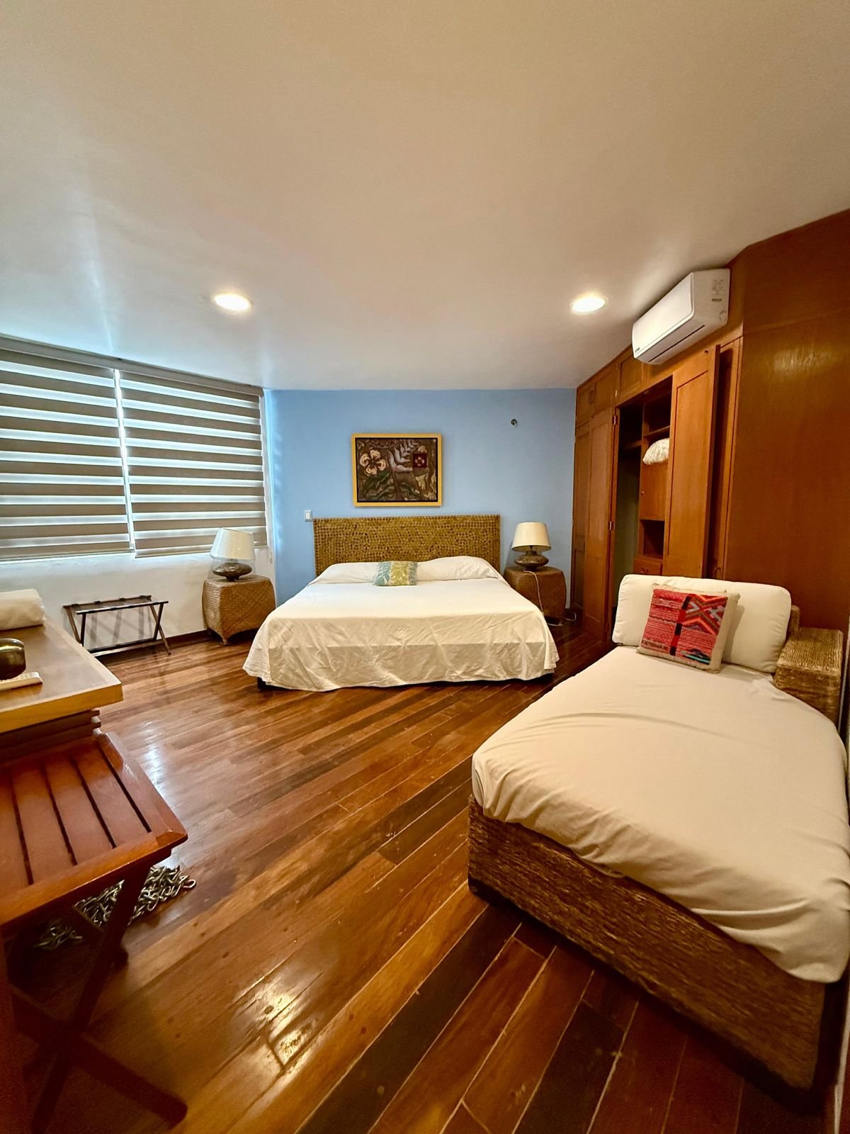 RESIDENCE IN PUENTE DE PIEDRA