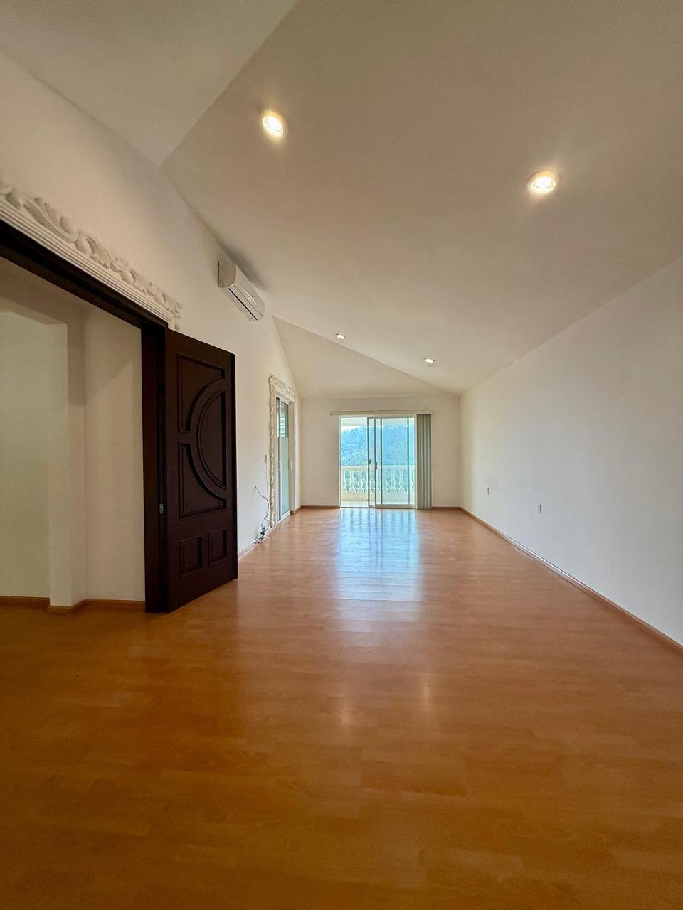 UNFURNISHED HOUSE FOR RENT IN A PRIVATE GATED COMMUNITY