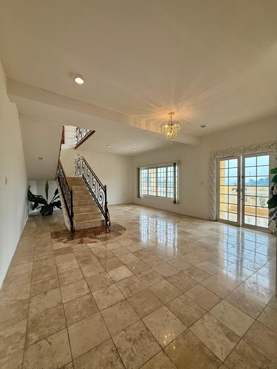UNFURNISHED HOUSE FOR RENT IN A PRIVATE GATED COMMUNITY