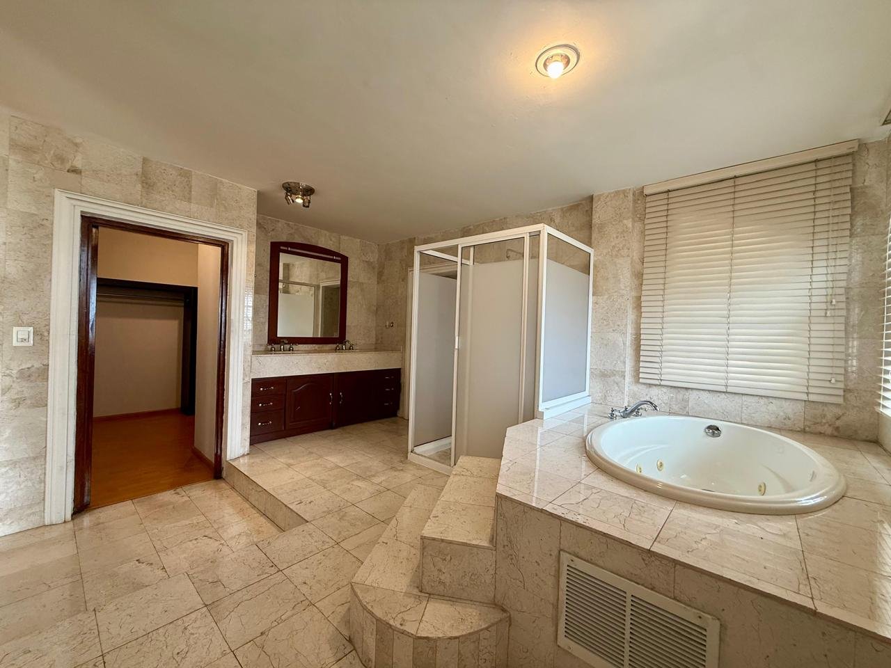 UNFURNISHED HOUSE FOR RENT IN A PRIVATE GATED COMMUNITY