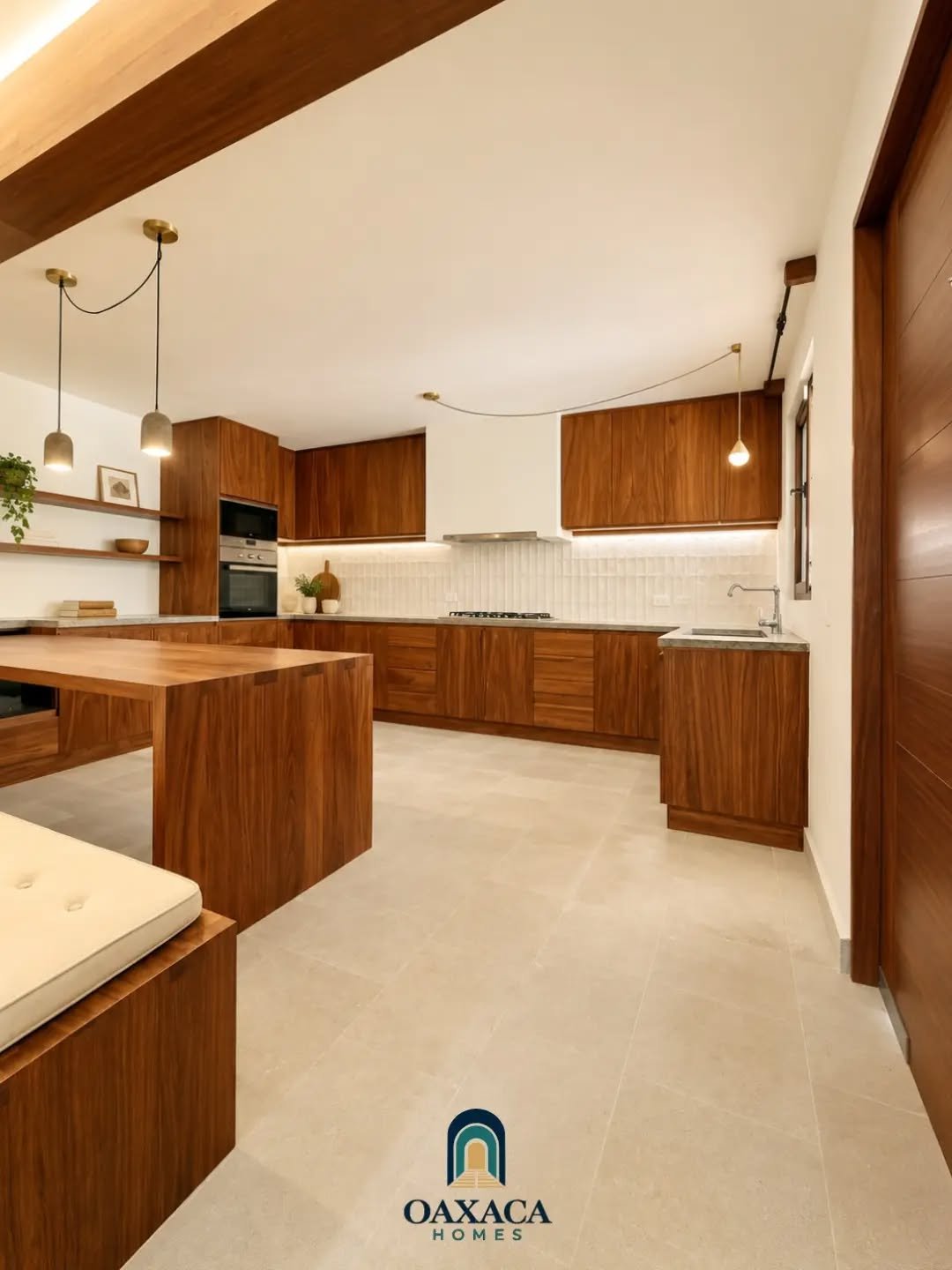 CASA EN VENTA EN RESIDENCIAL LA ENCANTADA