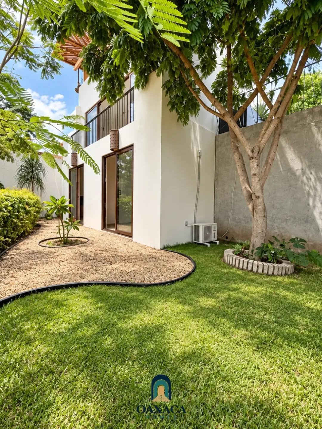 CASA EN VENTA EN RESIDENCIAL LA ENCANTADA