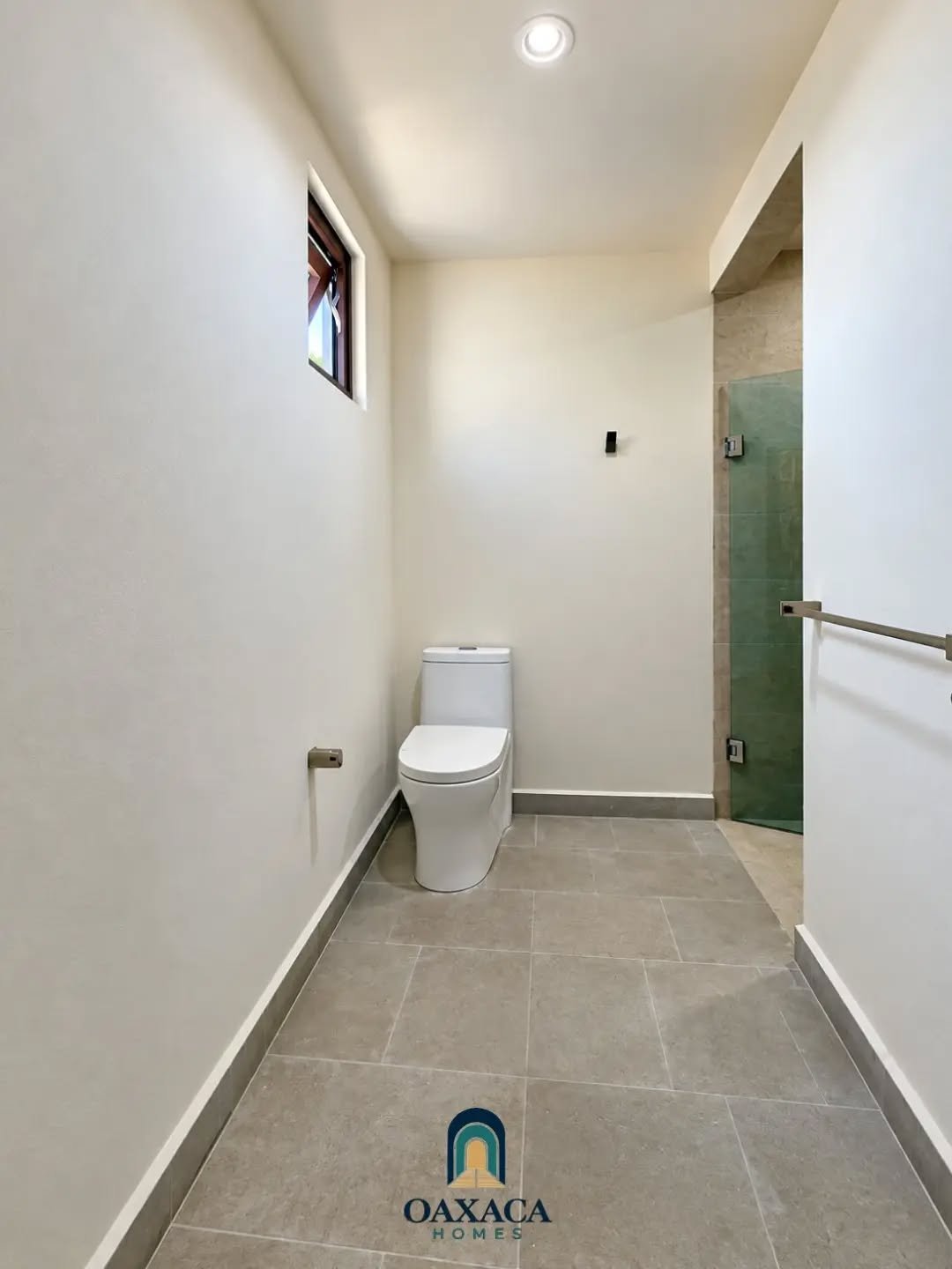 CASA EN VENTA EN RESIDENCIAL LA ENCANTADA