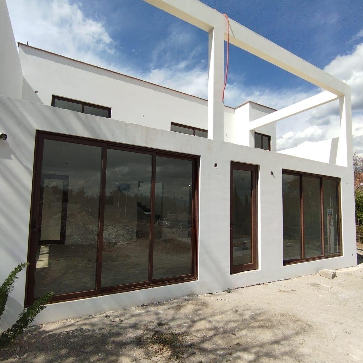 CASA EN VENTA EN HUAYAPAM