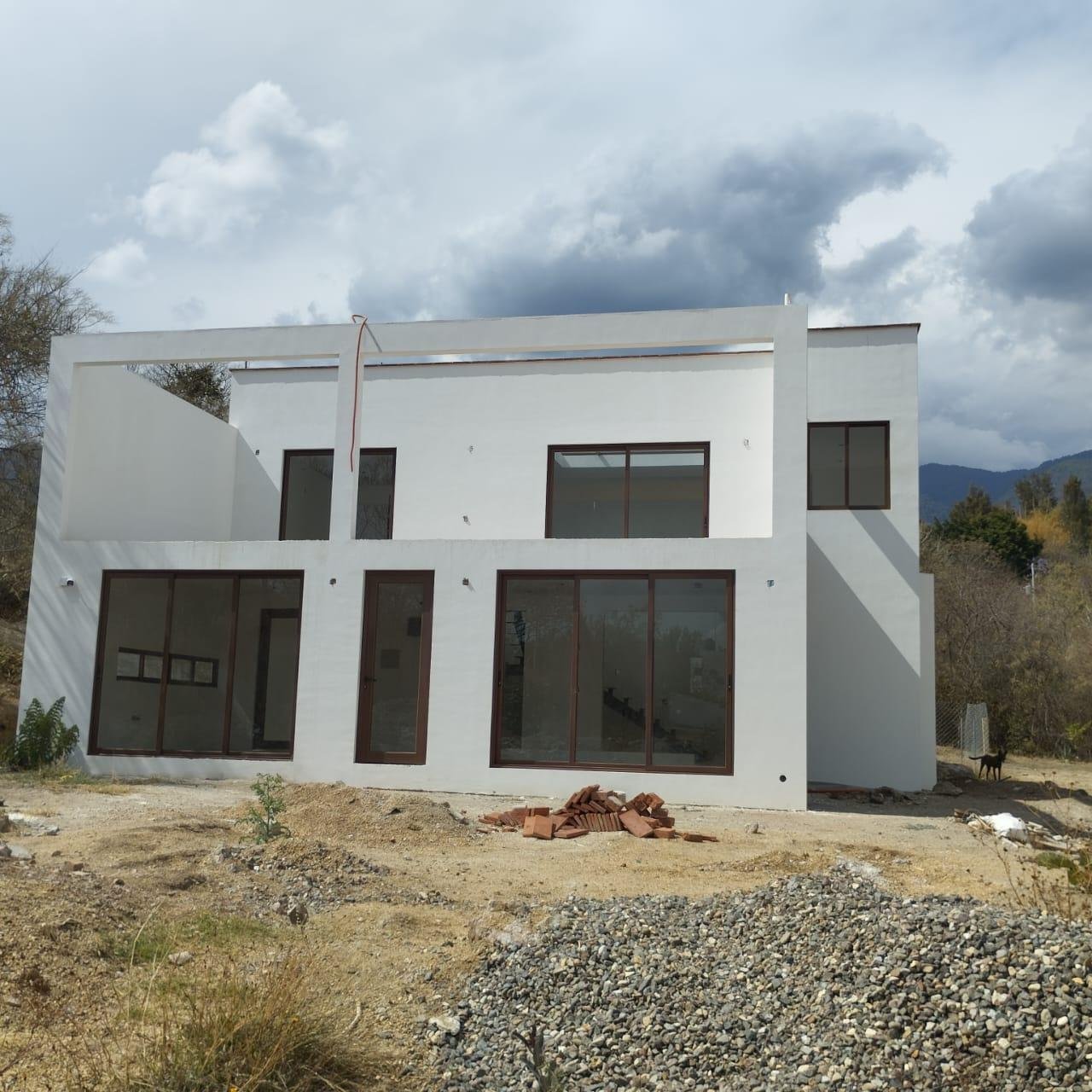 CASA EN VENTA EN HUAYAPAM